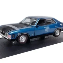 Ford Falcon XA GT Sedan Cosmic Blue 1:32 Scale Diecast