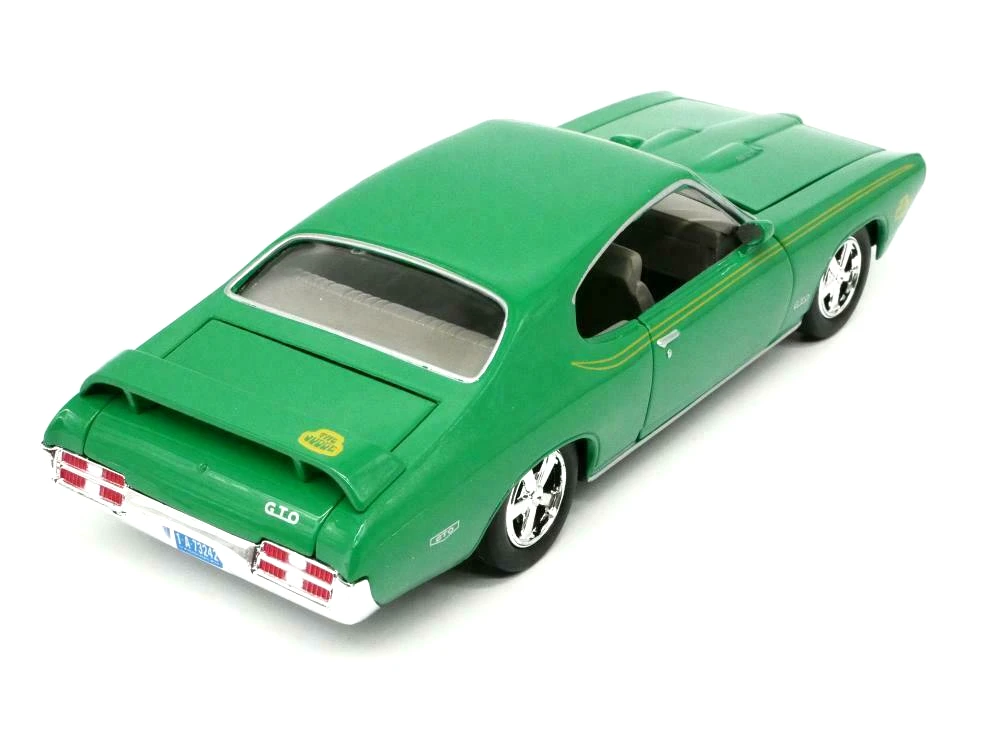 Motormax Timeless Classics - 1:24 1969 Pontiac GTO Judge (American Classics) #73245 - Image 7