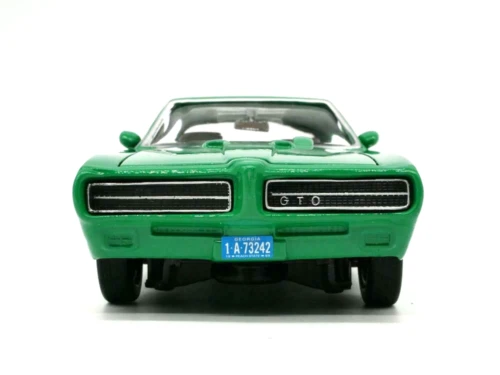 Motormax Timeless Classics - 1:24 1969 Pontiac GTO Judge (American Classics) #73245 - Image 8