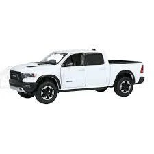 Motormax Timeless Classics - 1:27 2019 Ram 1500 Crew Cab Rebel #79358